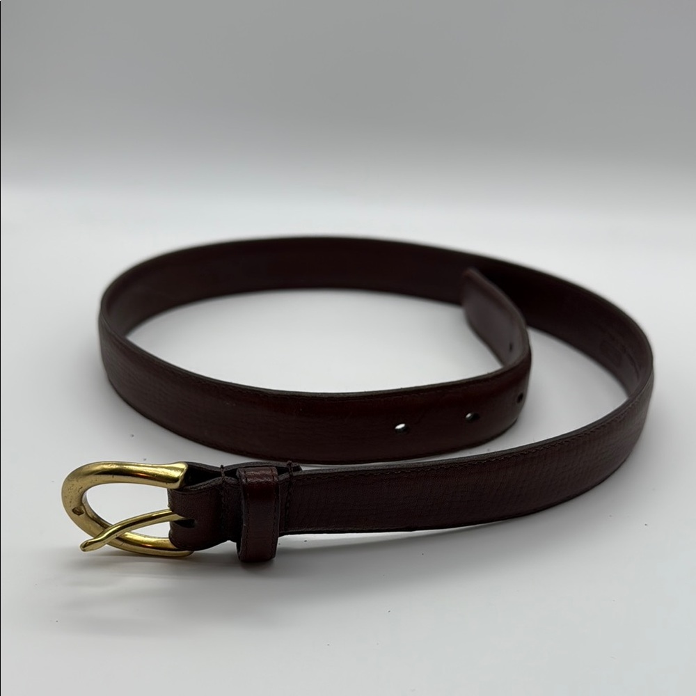 Coach Women’s Brown Leather Belt with Goldtone Buckle  Size Medium